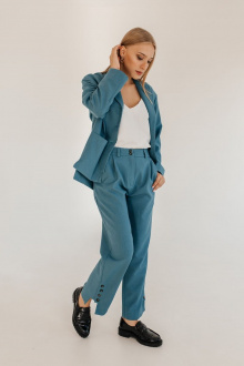 Женский костюм Amberа Style 2002 голубой